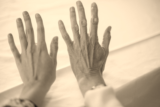Healthy Aging: le basi scientifiche per mantenere la pelle resiliente nel tempo